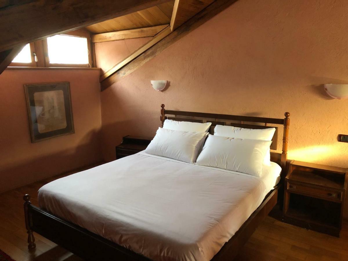 Villa Bonelli Bed & Fest Savigliano Eksteriør bilde