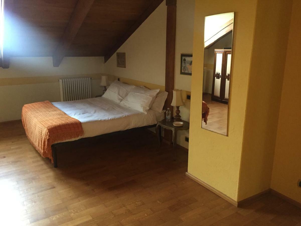 Villa Bonelli Bed & Fest Savigliano Eksteriør bilde