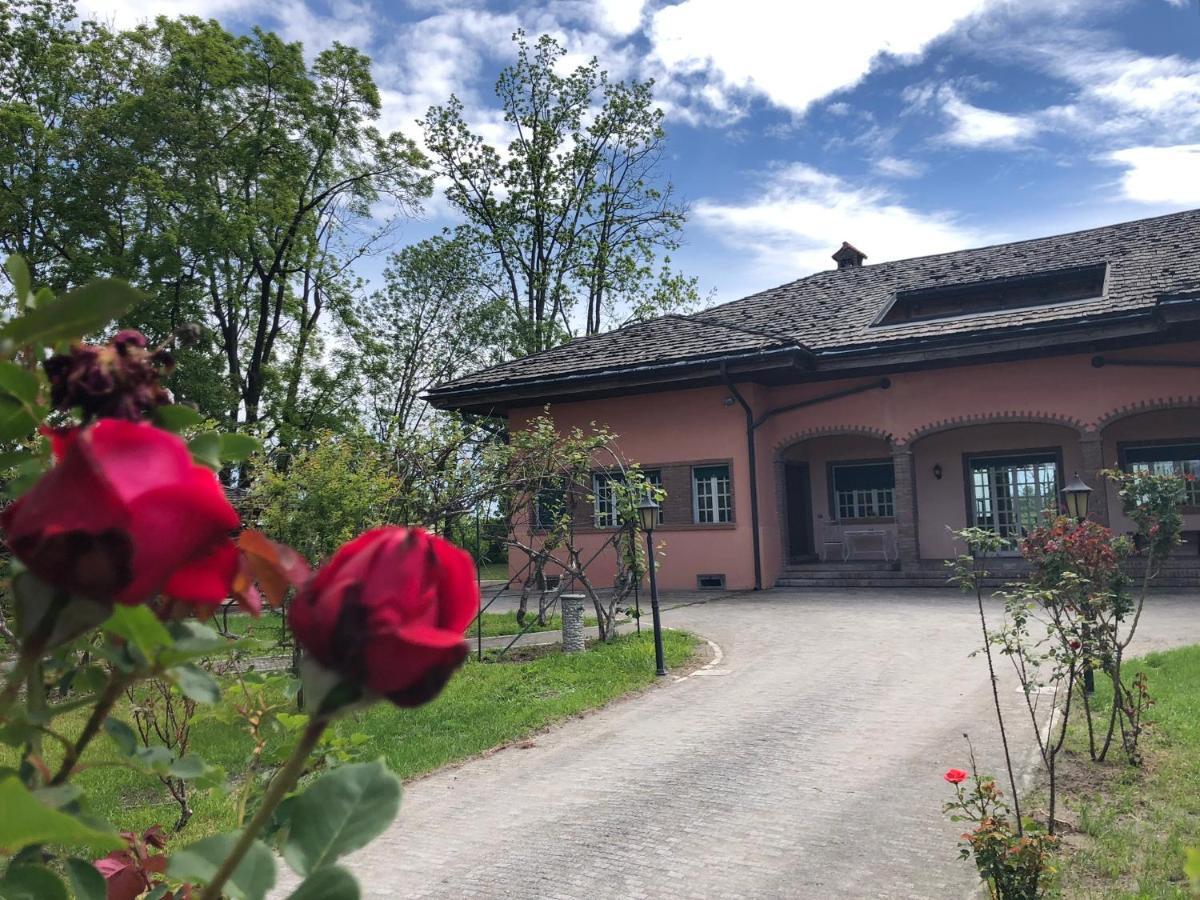 Villa Bonelli Bed & Fest Savigliano Eksteriør bilde